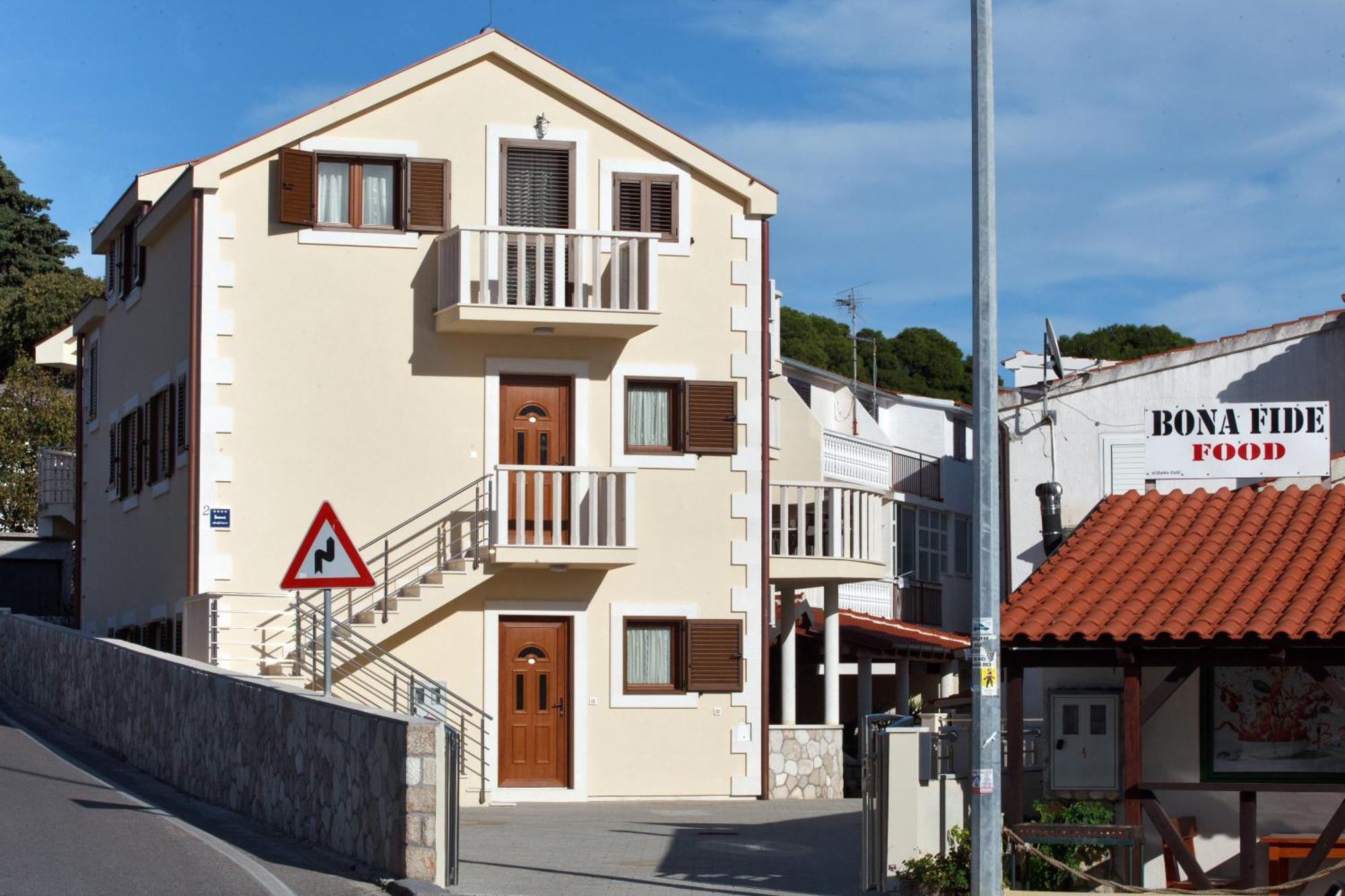 Apartments Tisno - Villa Mare المظهر الخارجي الصورة
