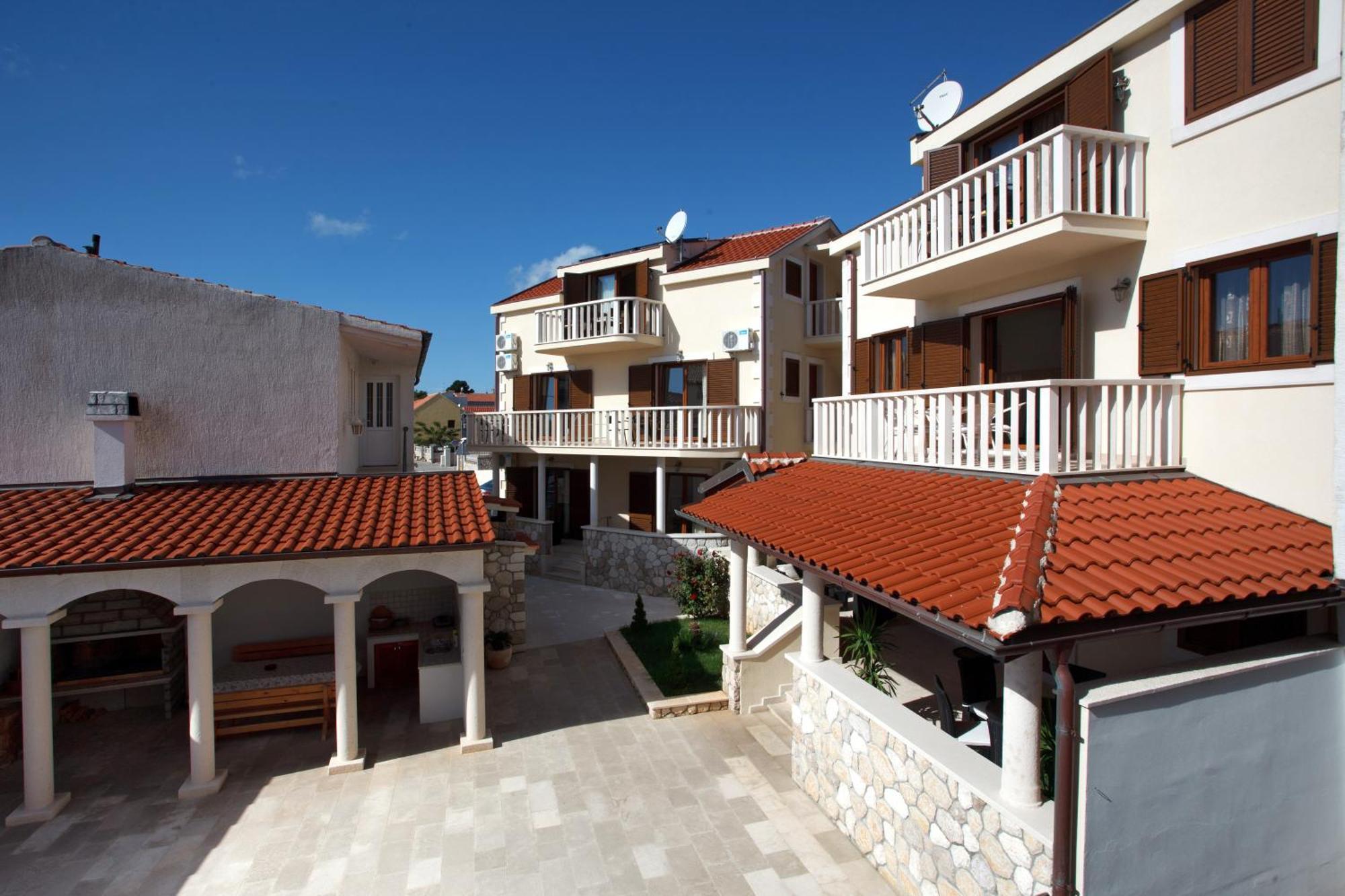 Apartments Tisno - Villa Mare المظهر الخارجي الصورة