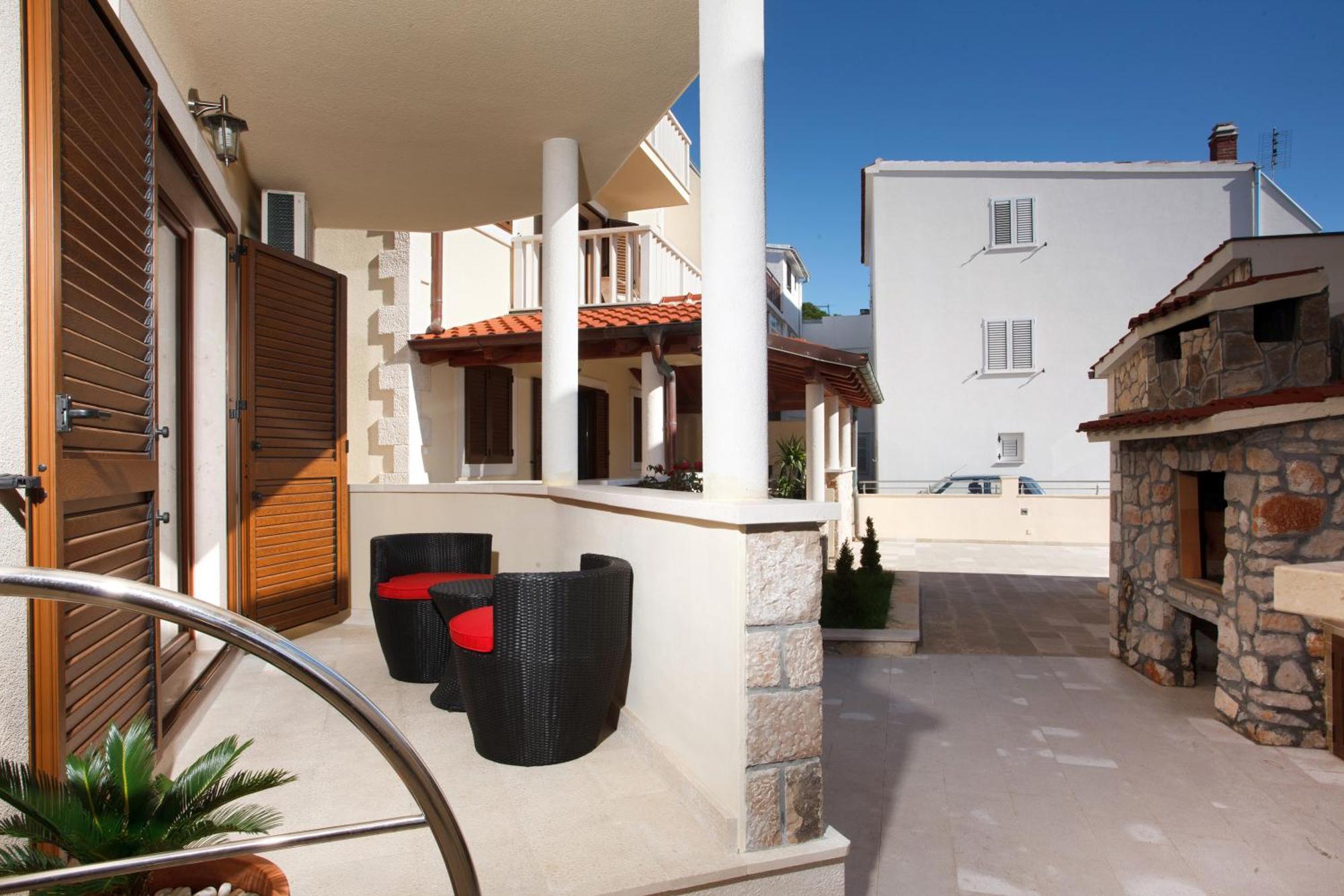 Apartments Tisno - Villa Mare المظهر الخارجي الصورة