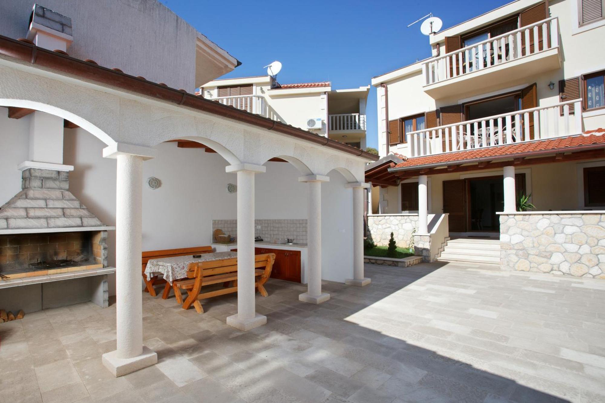 Apartments Tisno - Villa Mare المظهر الخارجي الصورة