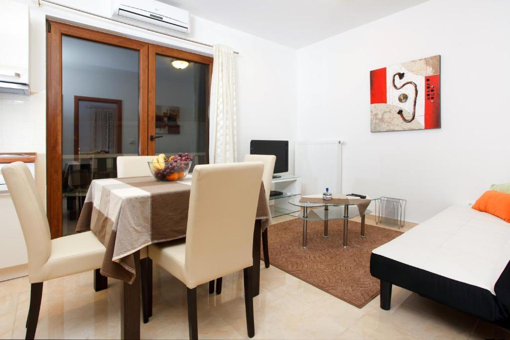 Apartments Tisno - Villa Mare الغرفة الصورة