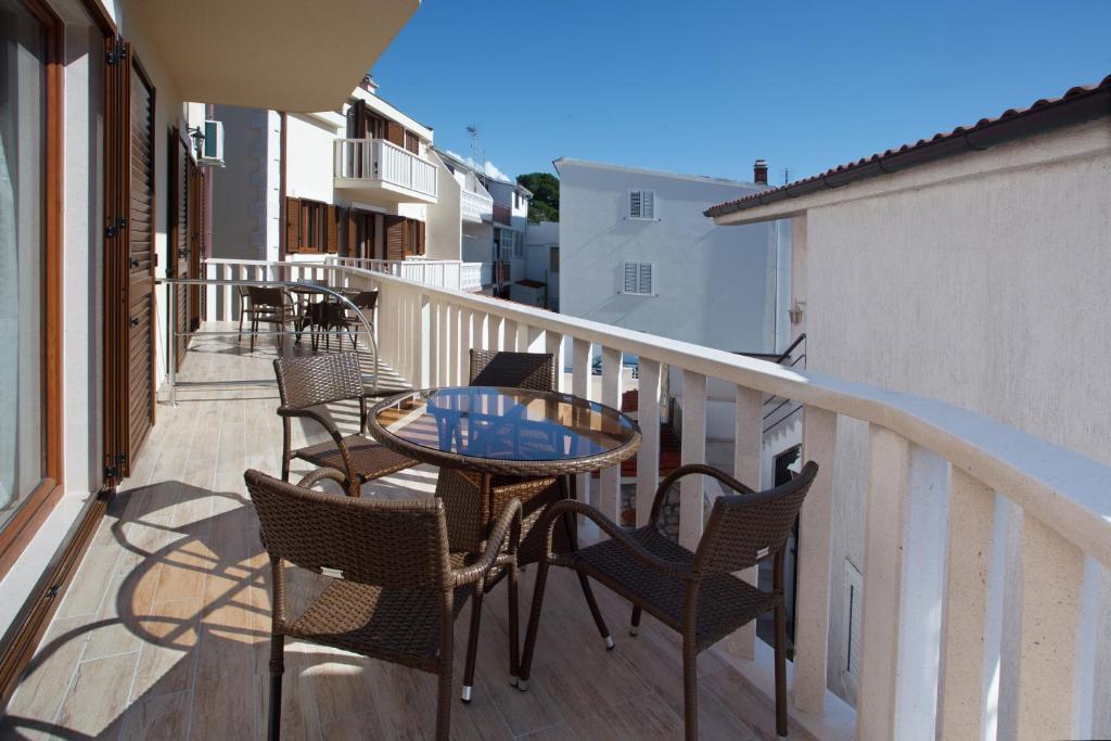 Apartments Tisno - Villa Mare الغرفة الصورة